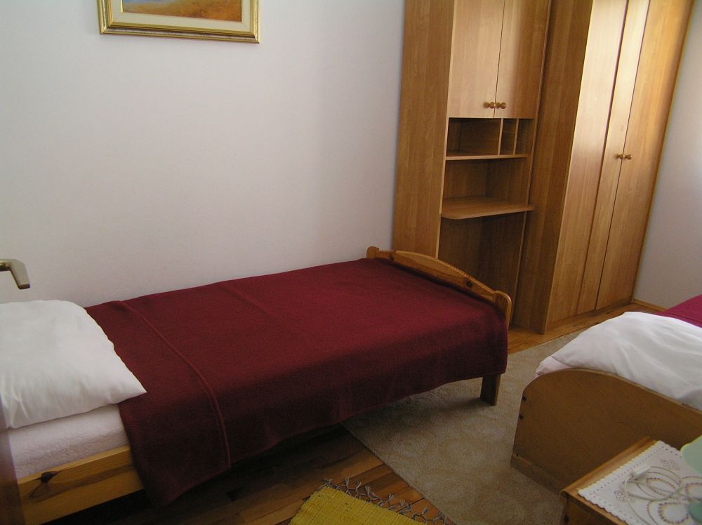 Osobne łóżka w pokoju 1
