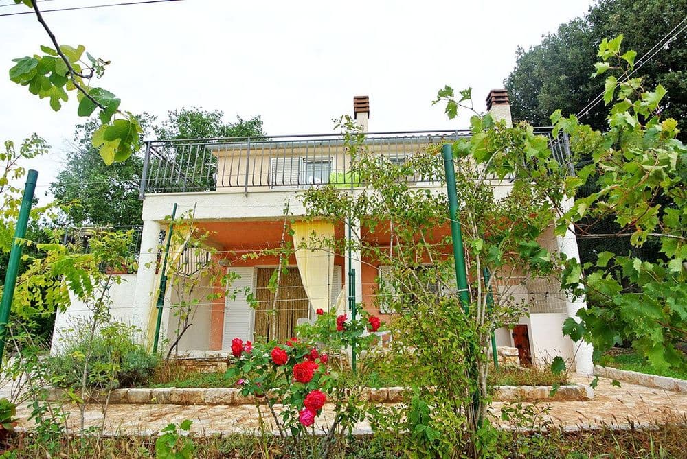 Apartments 1355-461
