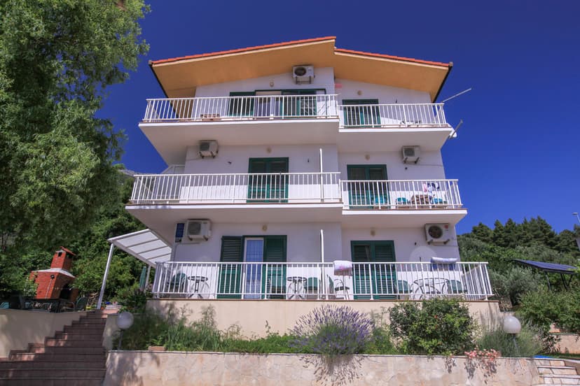 Terasy apartmánů