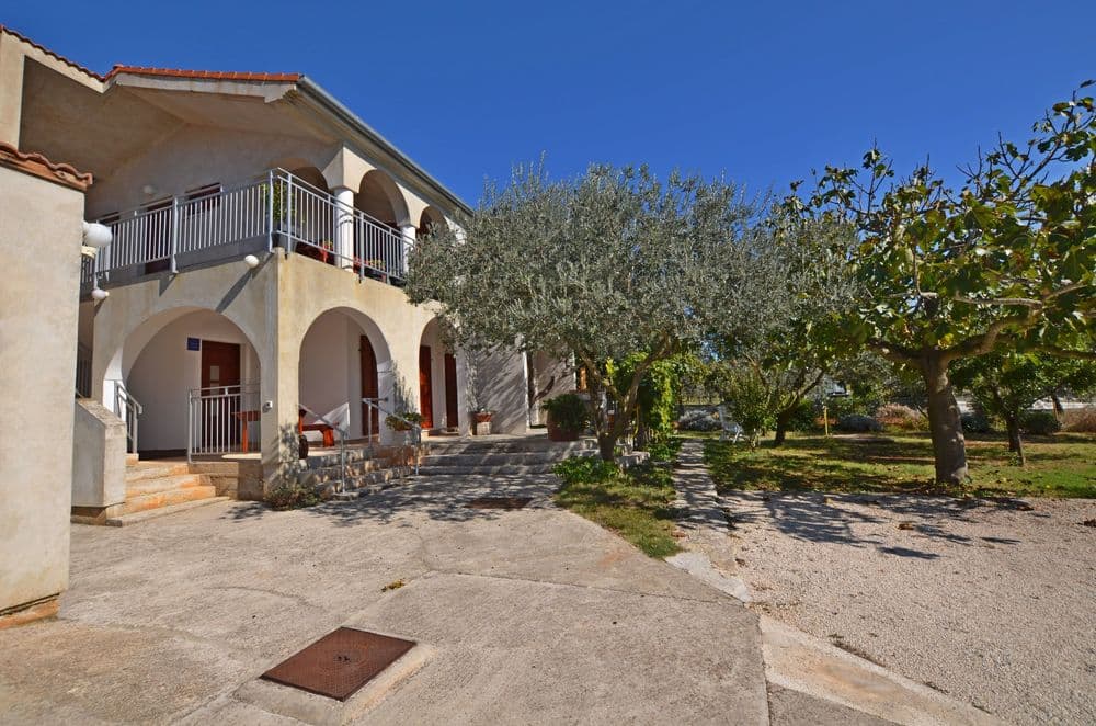 Stone built holiday home 1355-2639