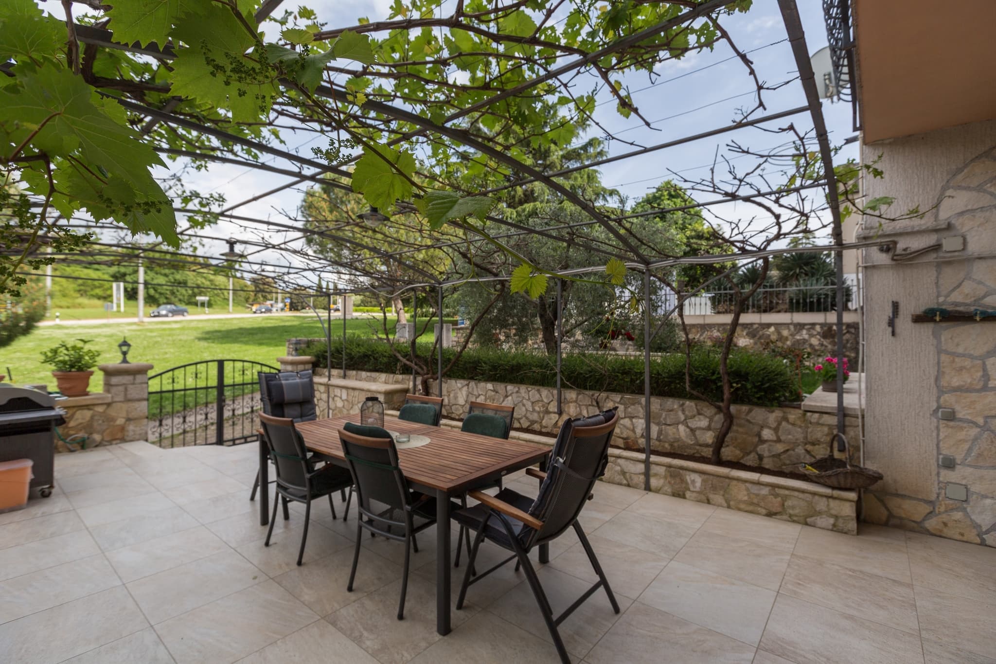Apartments 3298-3366