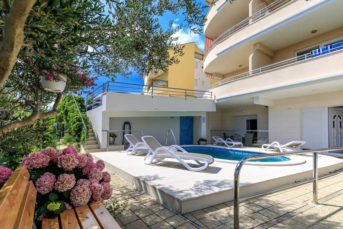 Apartmány 3298-5205