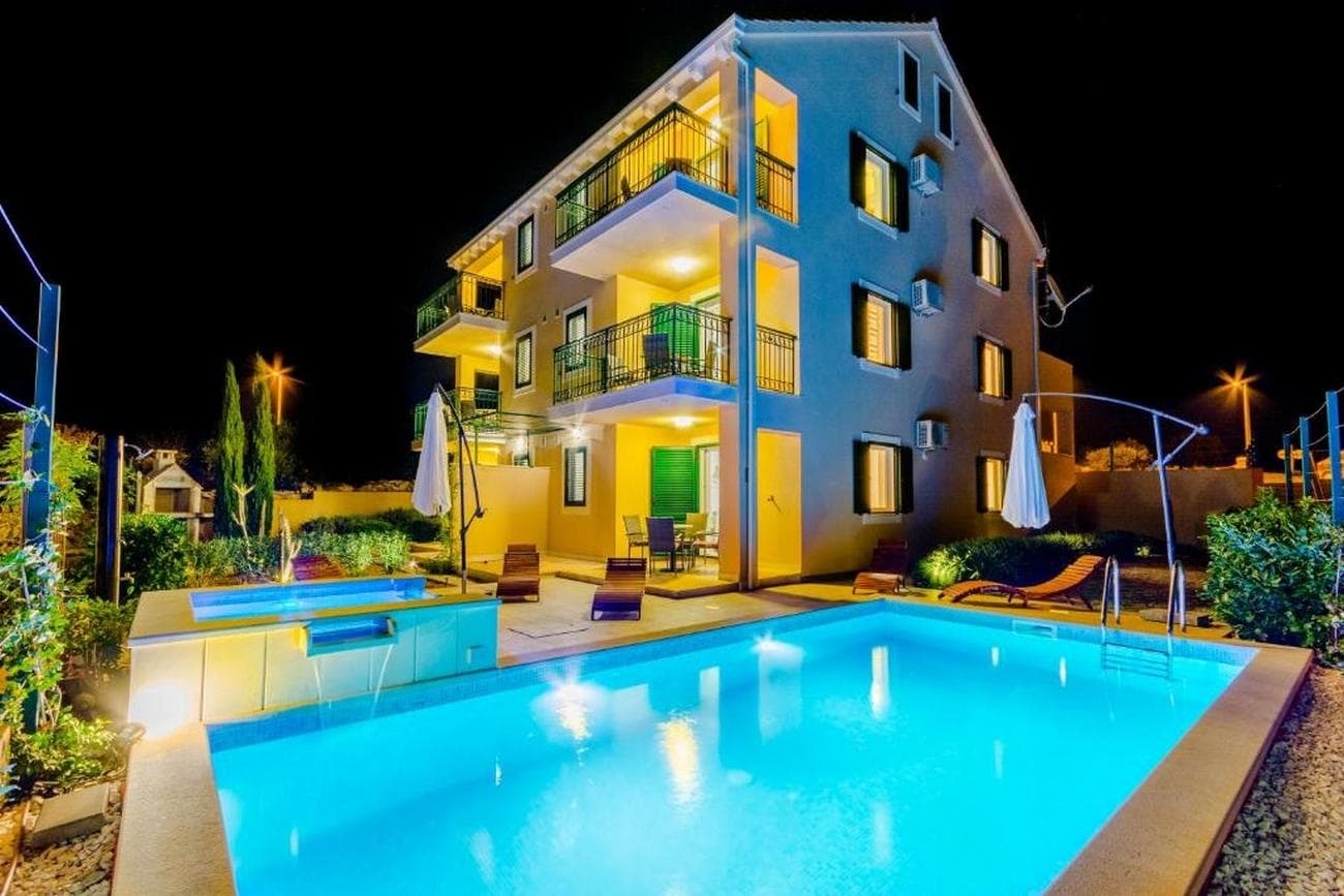 Apartmány 3298-6329
