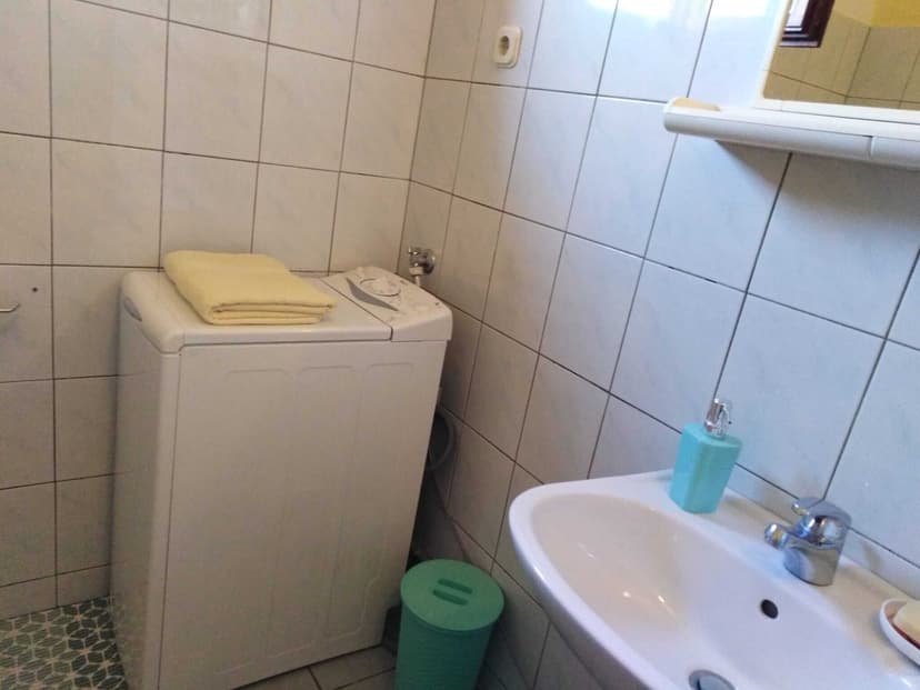 wc.jpg