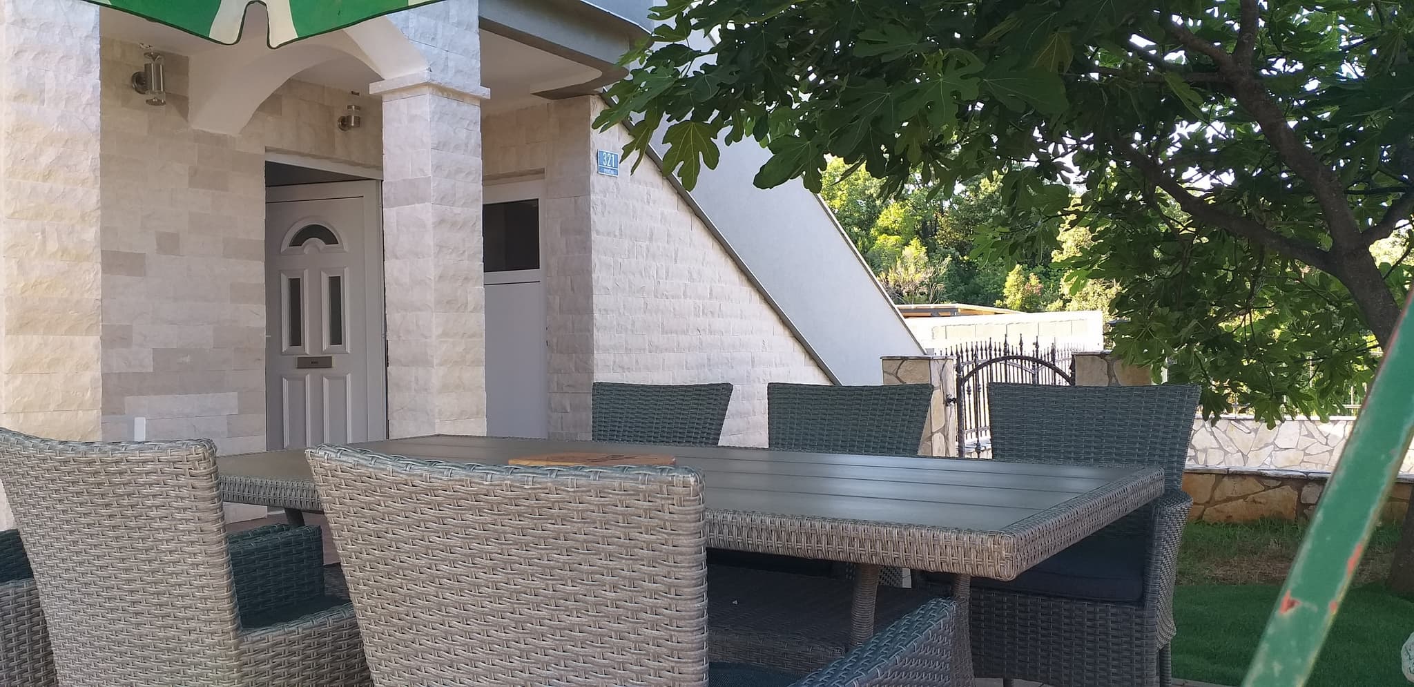 Secluded holiday home 3298-6726