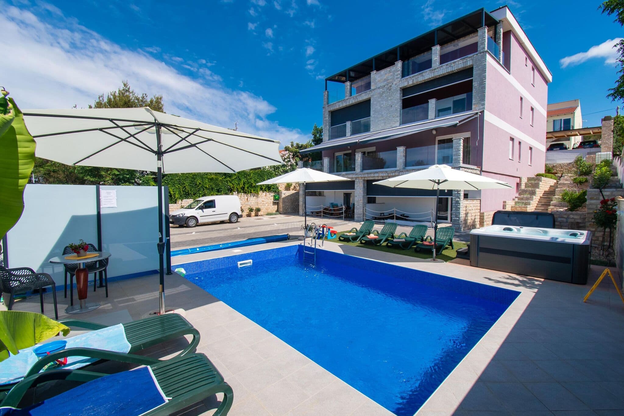 Apartmány 1355-4552