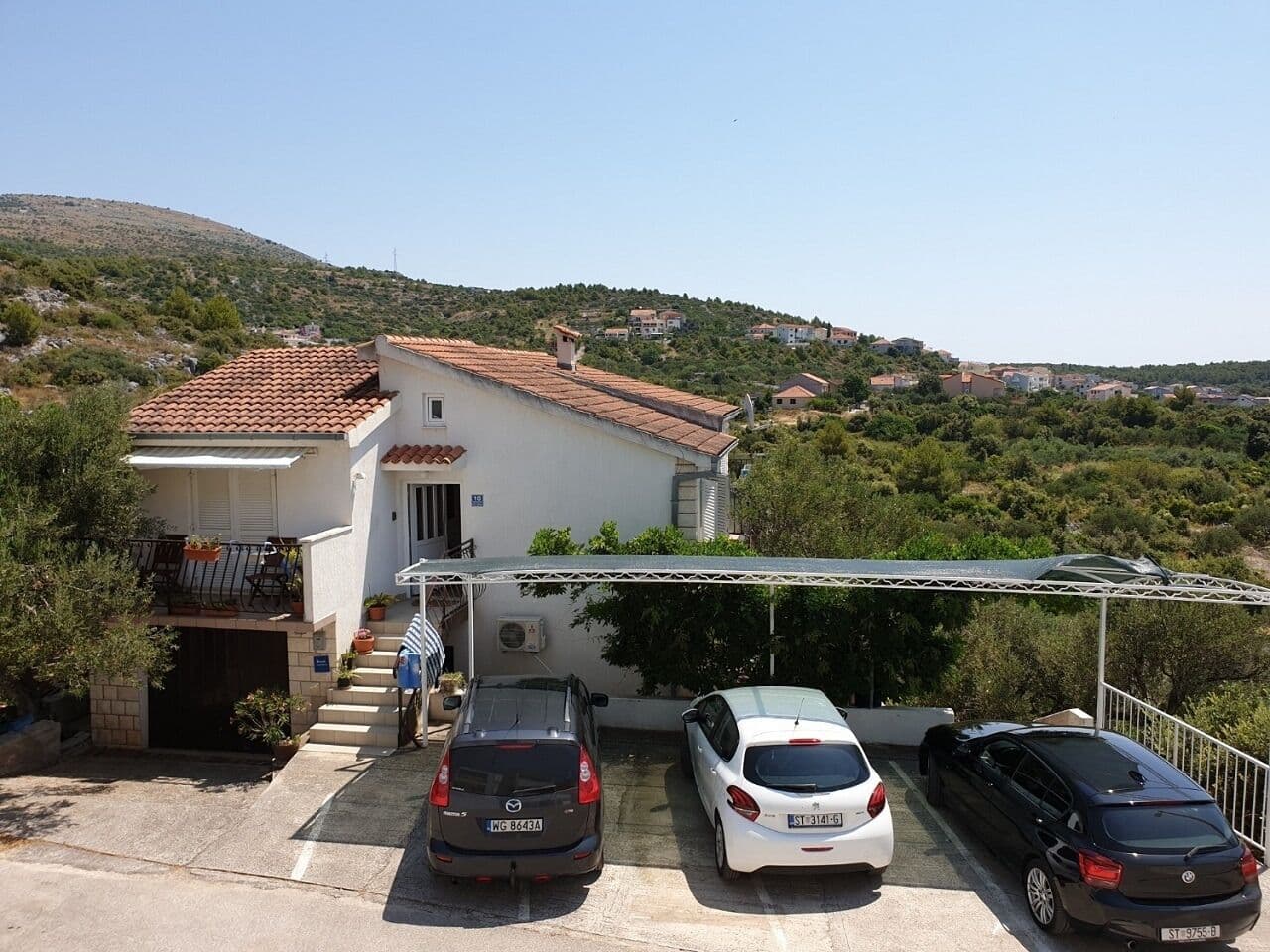 Apartments 1355-5469