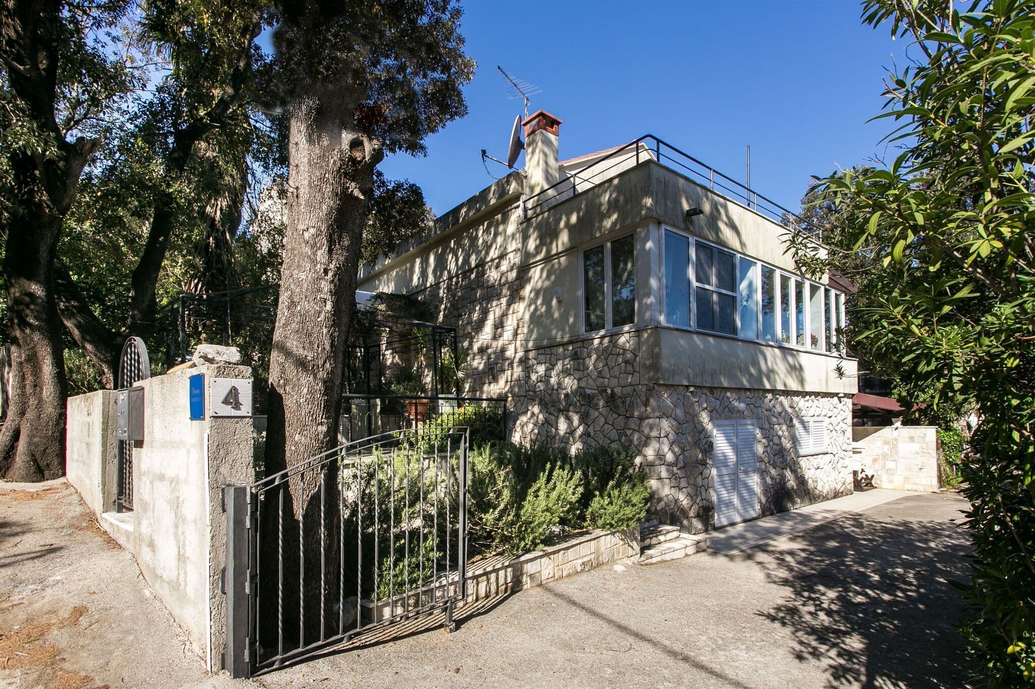 Apartmány 1355-6279