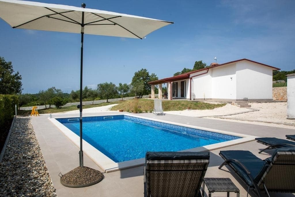 Holiday home 3298N-7795
