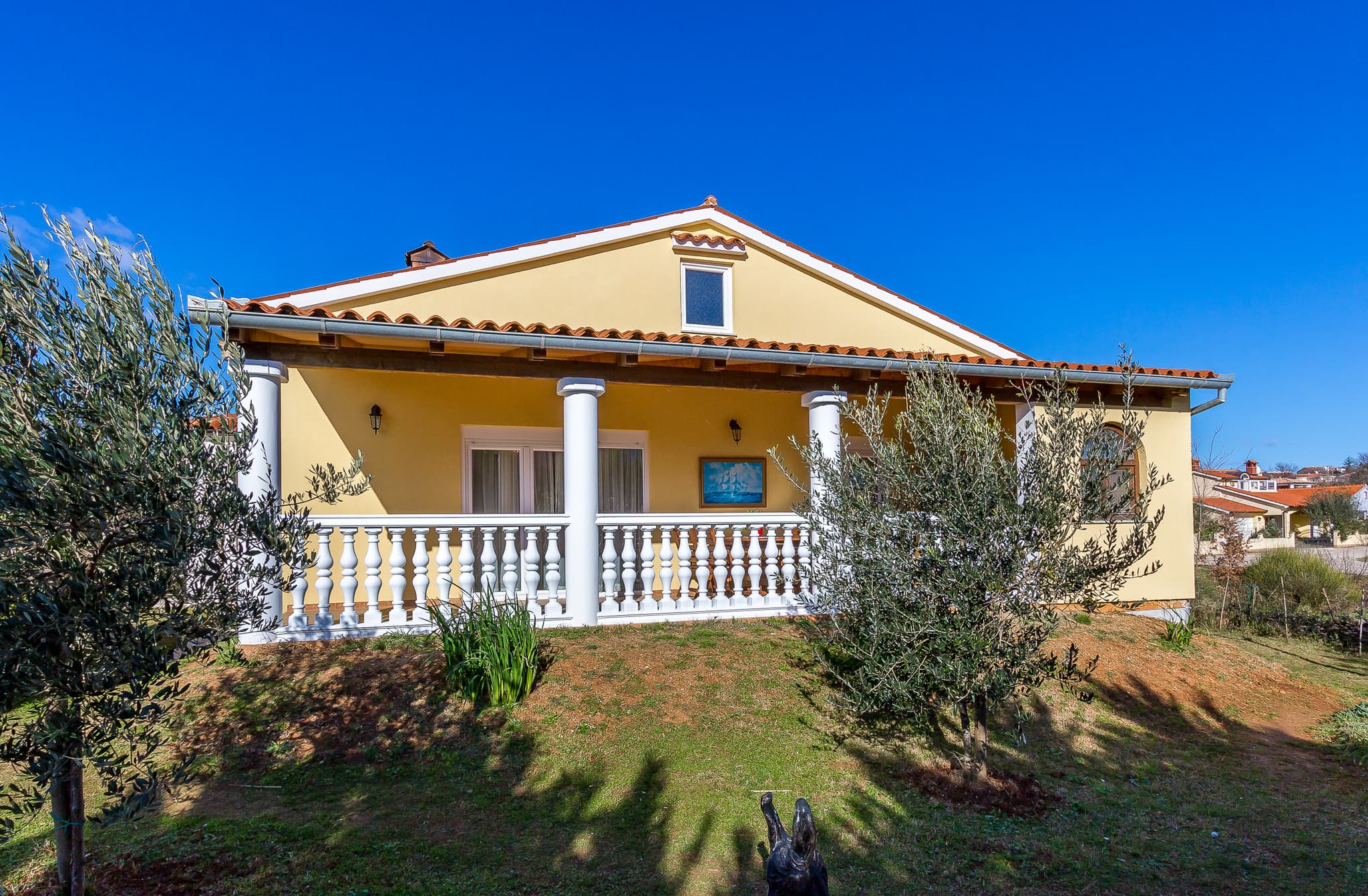 Vila 1318-239