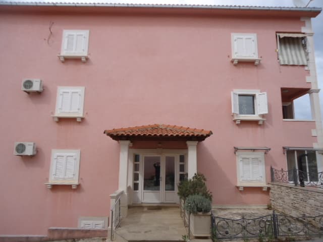 Detail domu