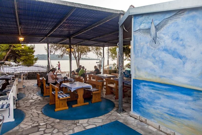 Restaurace