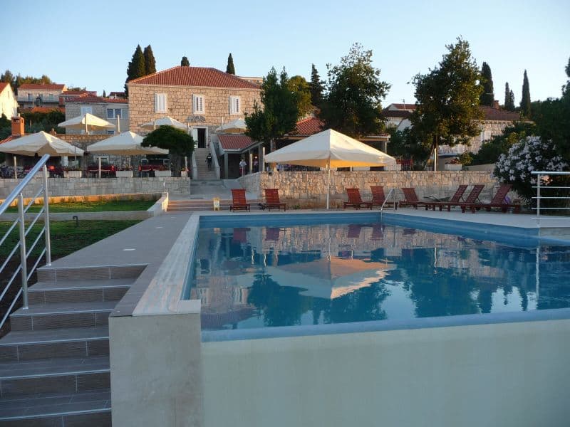 Bazén u hotelu