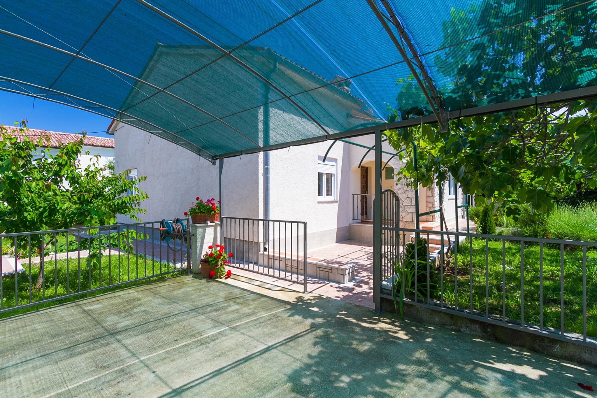 Vila 1318-524