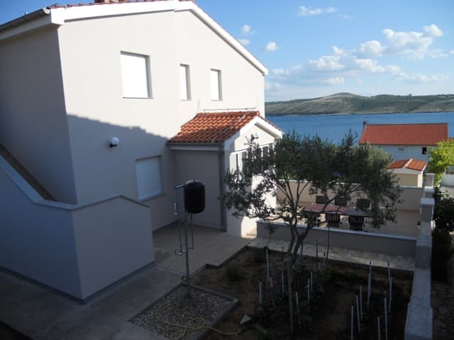 Okolí domu