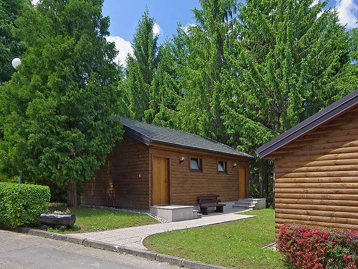 B 3 &quot;1-6&quot; - Pohled na bungalowy