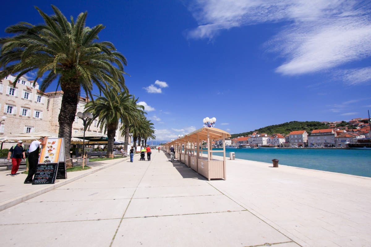 Promenáda