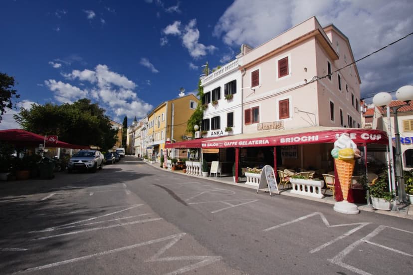 Restaurace