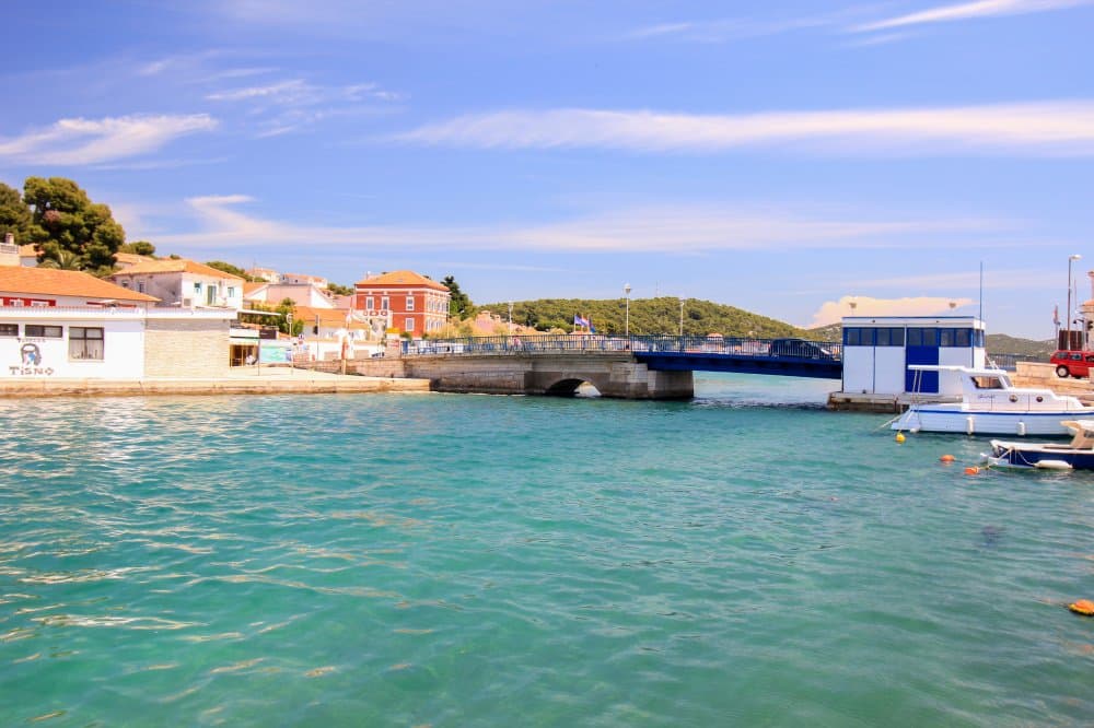 Destination photo