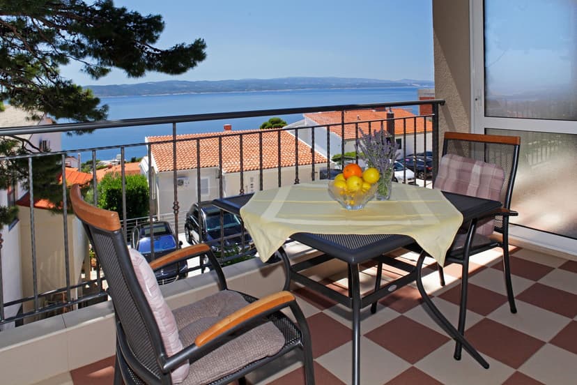 S 2 - Balkon s výhledem na moře
