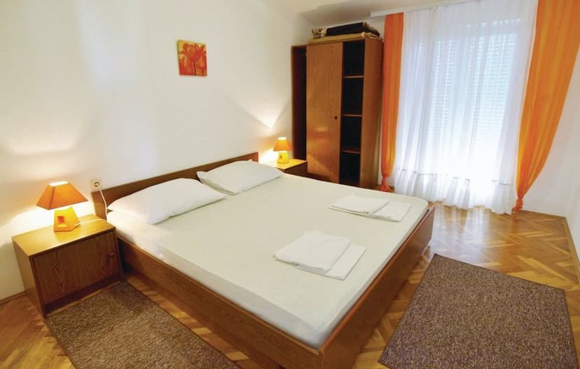 APP 4+1 "2" - Manželská postel