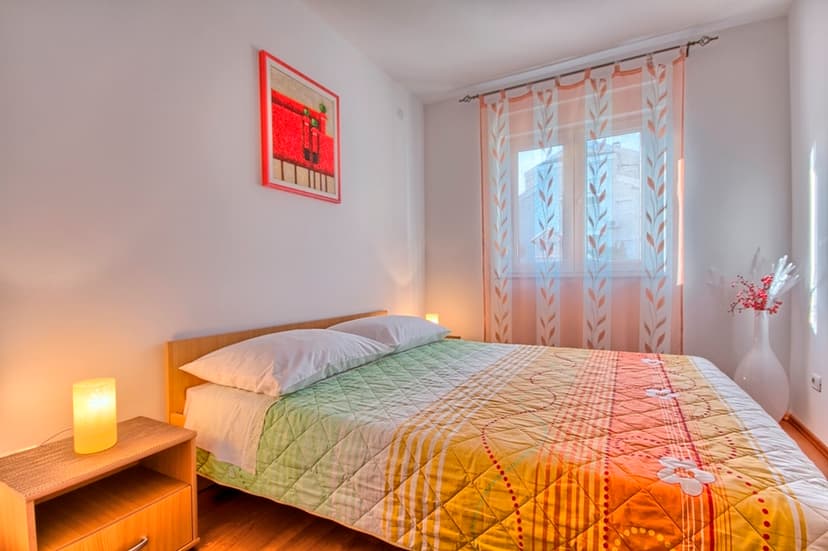 APP 2+2 &quot;1&quot; - Ložnice