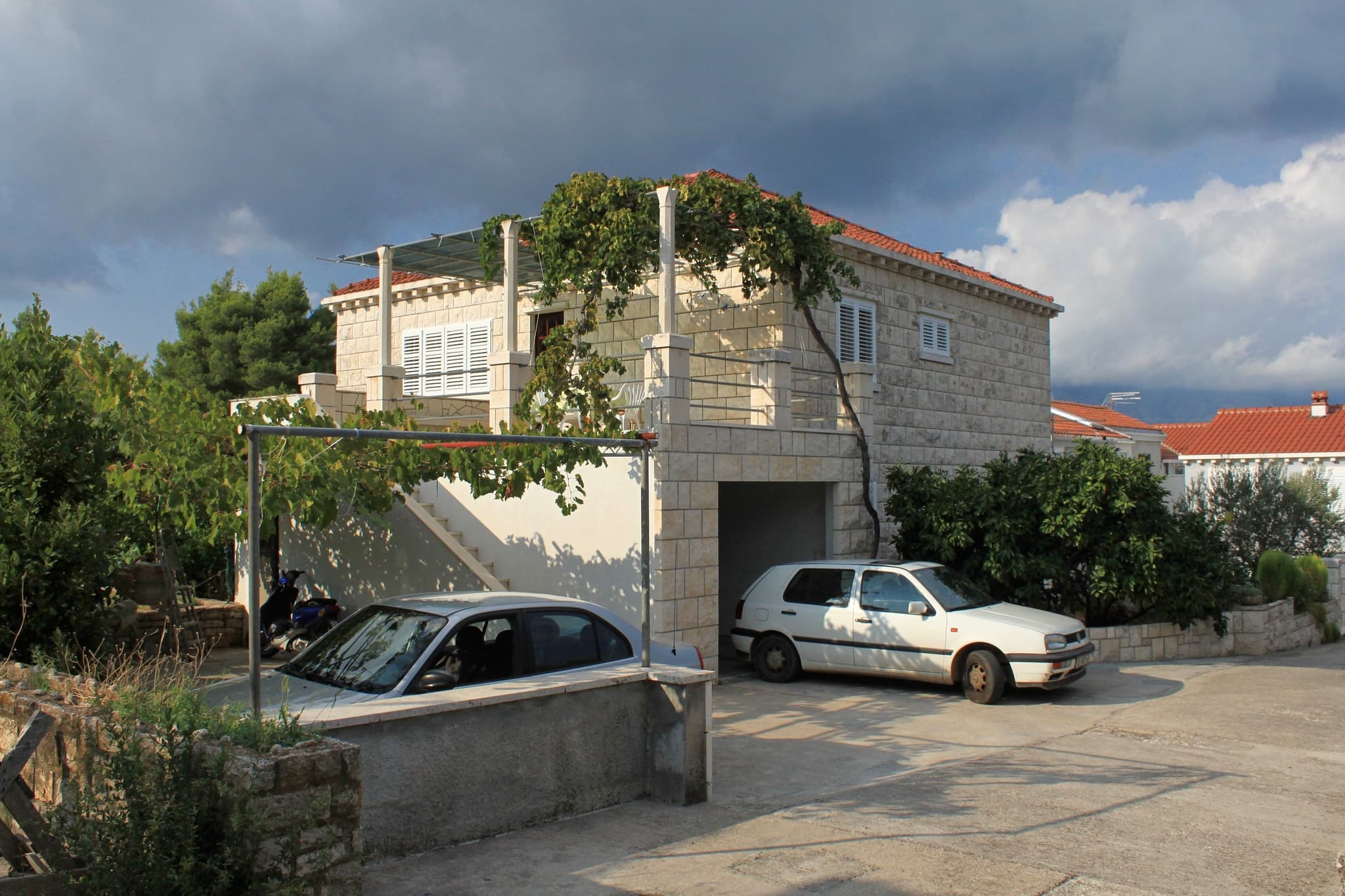 APP 8 &quot;1&quot;