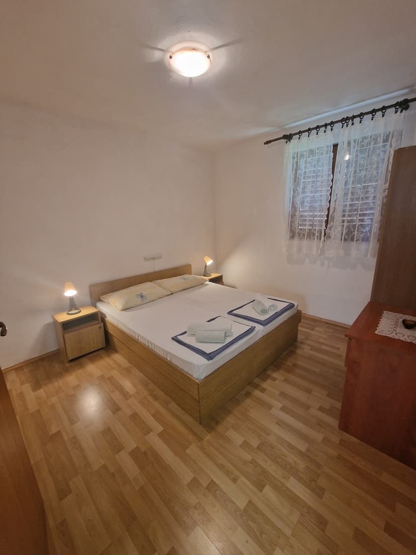 APP 2 &quot;1&quot;