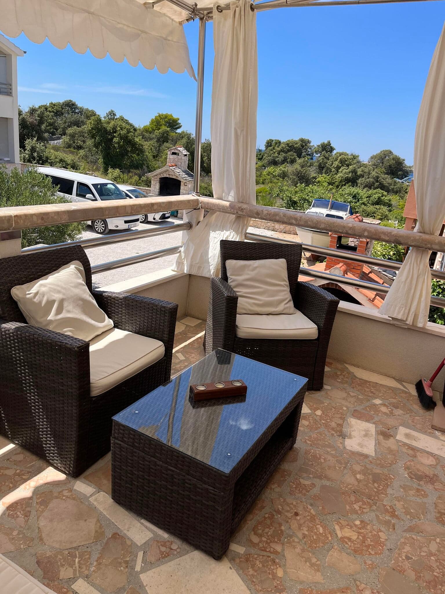 APP 2+1 &quot;1&quot;