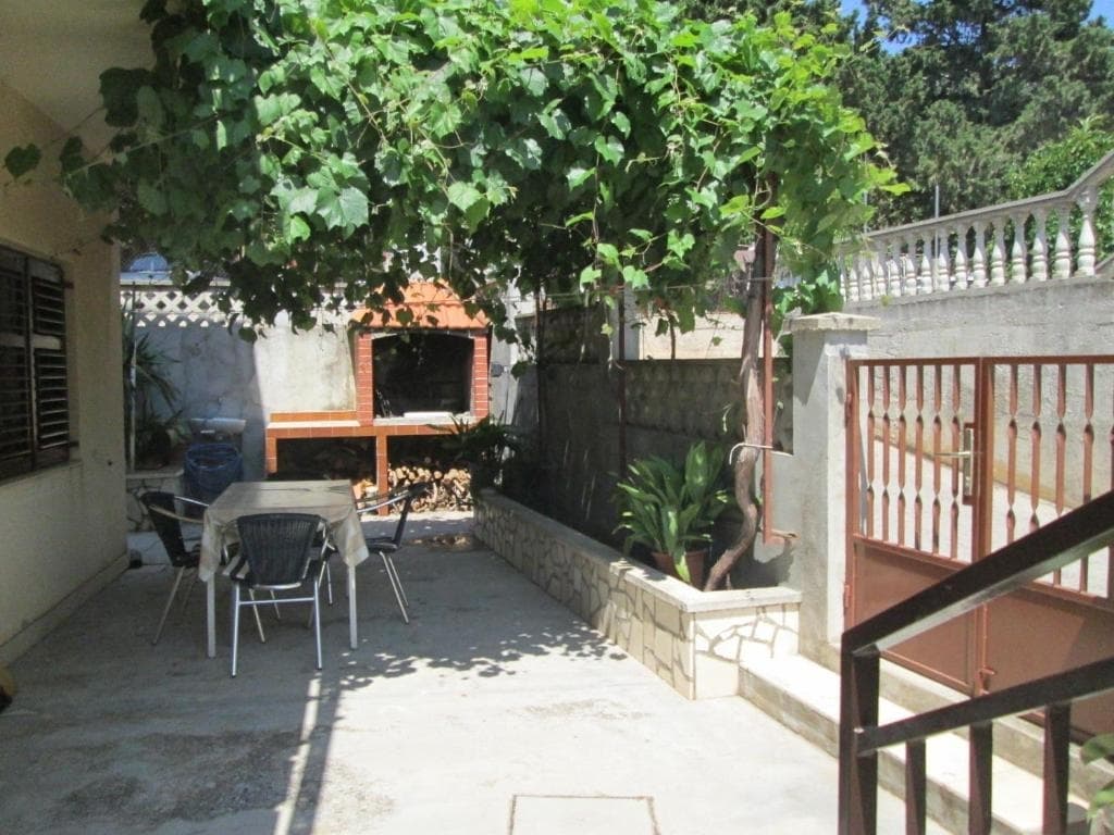 APP 2 &quot;1&quot;