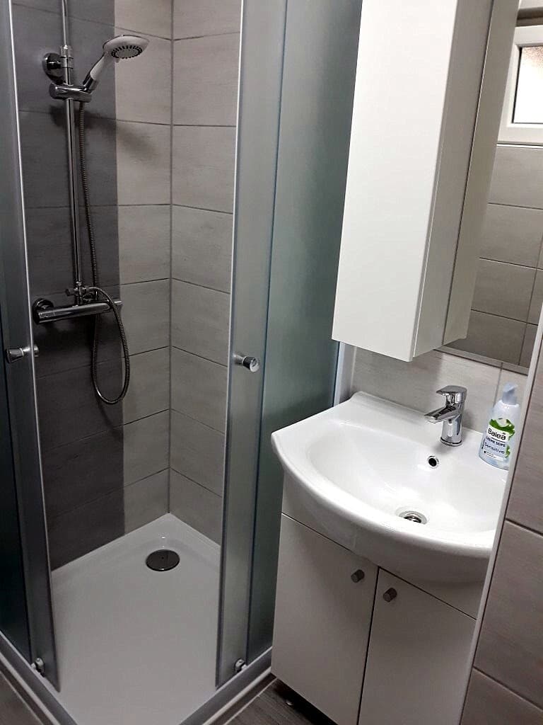 APP 2+1 "1"