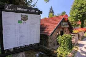 Internetová kavárna