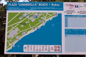 Mapa pláže a okolí