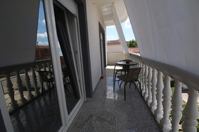 Balkon s posezením