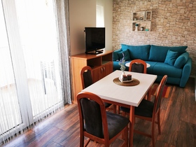 Obývací pokoj s jídelním koutem